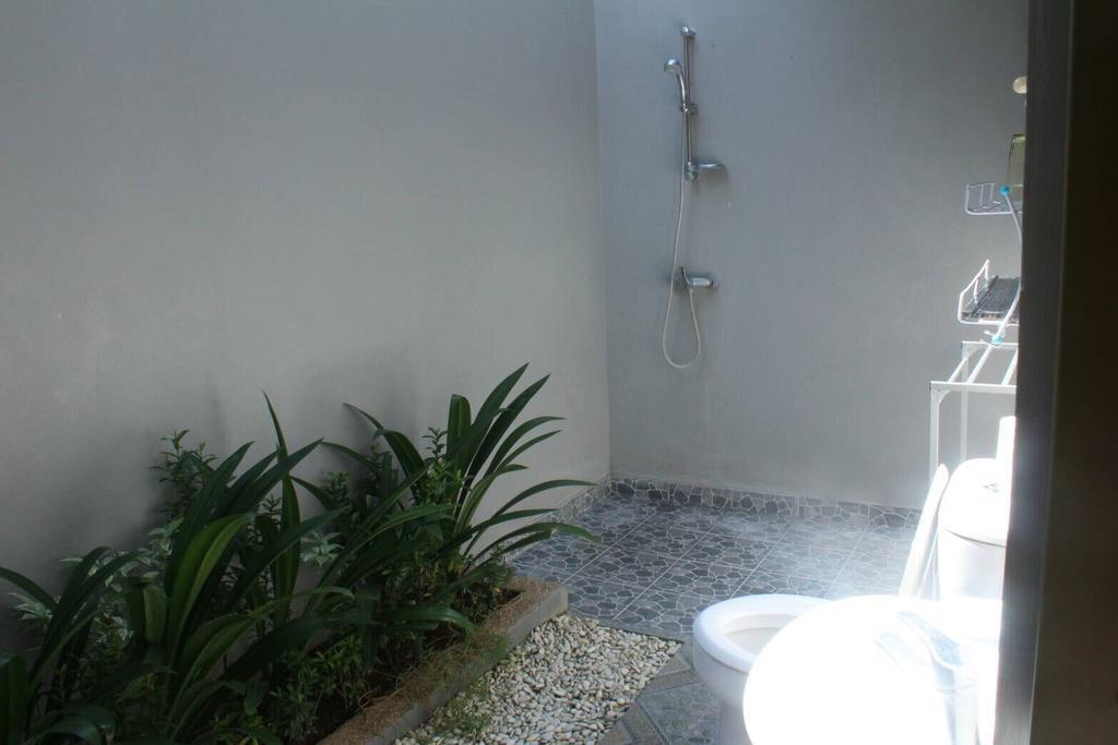 Purnama Guesthouse Canggu Kültér fotó