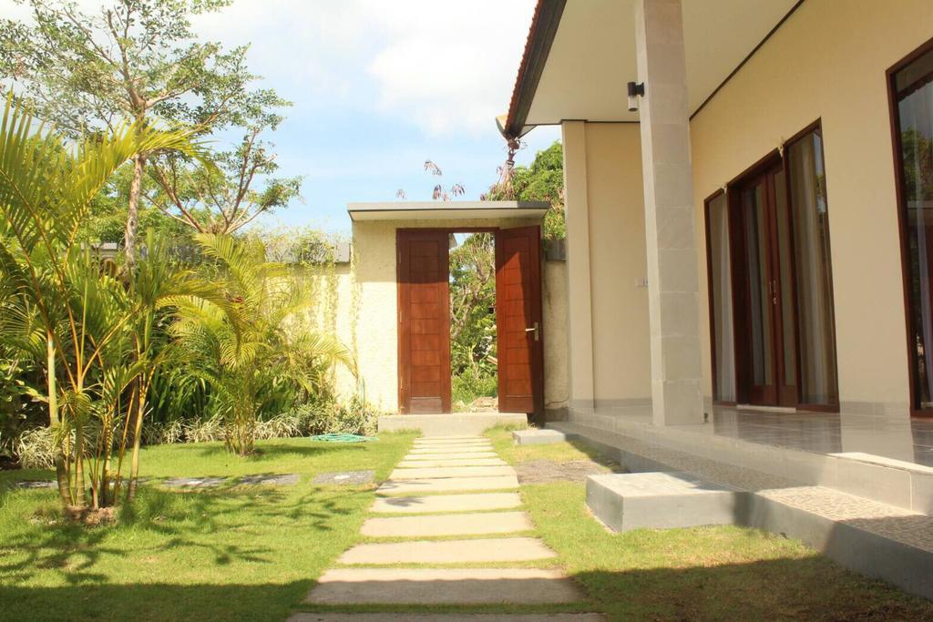 Purnama Guesthouse Canggu Kültér fotó